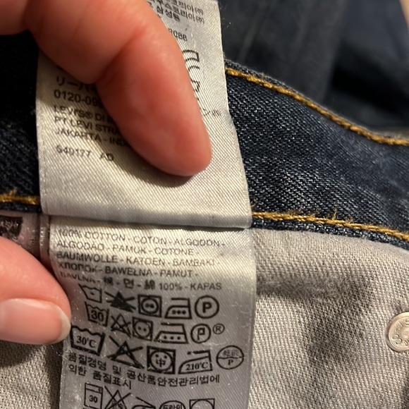 Levi’s straight jeans - Picture 9 of 10